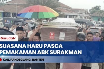 Live Report Pandeglang: Isak Tangis Warnai Pemakaman Surakman, ABK KM Arupadhatu 1
