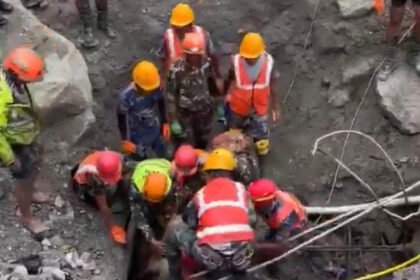 Cerita Pakar Terowongan Selamatkan Pekerja Hidup-Hidup Usai Tertimbun Banjir Bandang Nepal