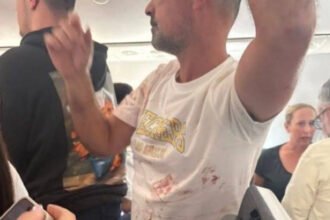Pilot Berkelahi di Dalam Kokpit, Pesawat Flydubai Rute Tel Aviv Mendarat Darurat di Arab Saudi