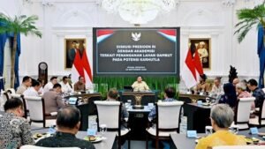 Presiden Prabowo Saat Diskusi dengan Pakar : Kunci Keberhasilan Saya adalah Mendengar Pendapat Pakar