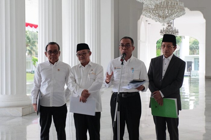 Pemerintah mulai menghitung skema pembebasan biaya kuliah PTN sesuai arahan Presiden Prabowo Subianto.