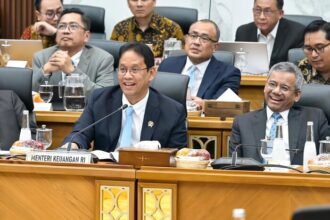 Menteri Keuangan Purbaya Yudhi Sadewa menyampaikan kondisi perekonomian Indonesia dalam rapat kerja bersama Komisi XI DPR.