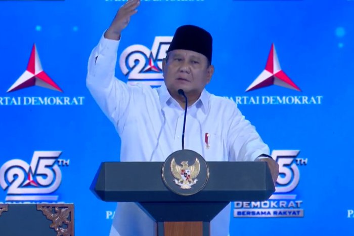 Presiden Prabowo Subianto menyampaikan pesan tentang pentingnya menjaga kerukunan dalam demokrasi saat HUT ke-25 Partai Demokrat di Jakarta.
