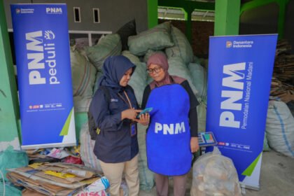 Aktivitas Leni di Danau Sipin menjadi bagian dari perjuangan mengubah persoalan sampah menjadi peluang ekonomi masyarakat.