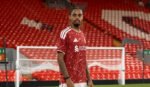 Bradley Barcola menjadi sorotan setelah Paul Merson mempertanyakan kecocokannya dengan kebutuhan Liverpool.