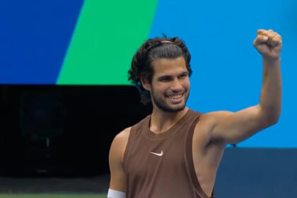 Carlos Alcaraz membawa kabar positif mengenai kondisi pergelangan tangannya setelah berhasil melewati US Open 2026 tanpa mengalami kemunduran cedera.