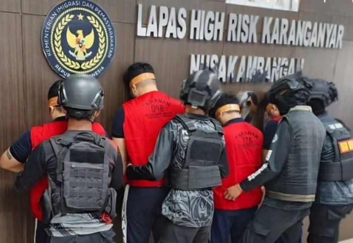 Pemindahan 35 narapidana dari Banten ke Nusakambangan dilakukan untuk memperkuat keamanan, penataan hunian, dan pembinaan berbasis tingkat risiko.