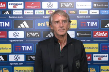 Roberto Mancini mengakui Italia kesulitan pada babak pertama saat kalah 0-2 dari Belgia di UEFA Nations League 2026/2027.