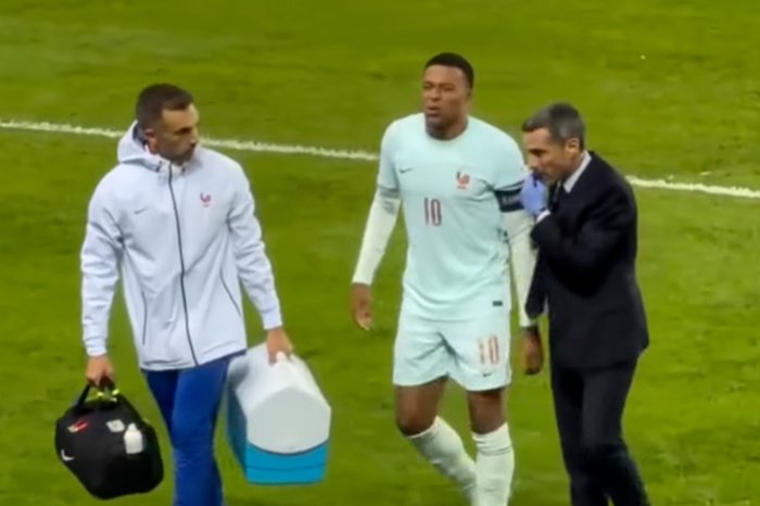 Kylian Mbappe mencetak gol kemenangan Prancis atas Turki sebelum mengalami cedera dan ditarik keluar oleh Zinedine Zidane.