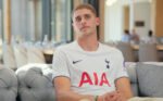 Micky van de Ven menjadi salah satu bek Tottenham yang dikaitkan dengan Liverpool untuk rencana regenerasi lini belakang.