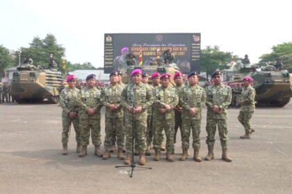 TNI AL akan menerima 105 ranpur amfibi AAV M-35 buatan Amerika Serikat secara bertahap hingga 2028 untuk memperkuat kemampuan operasi Korps Marinir.