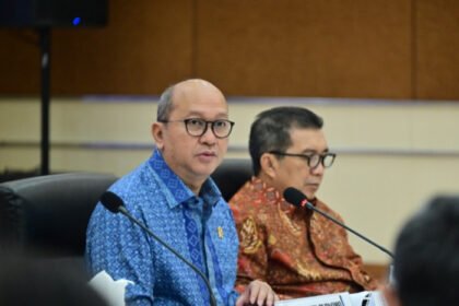 Menteri Investasi dan Hilirisasi sekaligus CEO Danantara Rosan Perkasa Roeslani mengungkap perkiraan porsi saham Danantara dalam proses demutualisasi BEI.