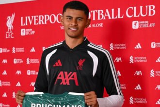 Liverpool mengamankan kiper muda Belgia Lucca Brughmans dari Genk dengan nilai transfer hingga £30 juta atau sekitar Rp718,77 miliar.