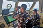 Pencarian lima wartawan yang hilang kontak di Selat Sunda memasuki hari ketiga dengan melibatkan kapal perang dan unsur TNI AL bersama tim gabungan.