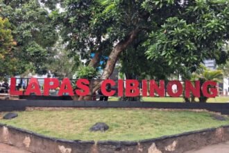 Ombudsman RI menyatakan siap menyampaikan temuan pemeriksaan Lapas Cibinong kepada DPR, sementara Komisi XIII mendorong audit menyeluruh.