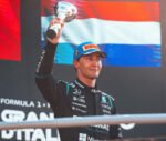 Dihujani Cemoohan Tifosi di Podium GP Italia, George Russell Tanggapi dengan Senyuman Santai
