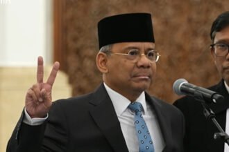 Suahasil Nazara Resmi Gantikan Purbaya Yudhi Sadewa Jadi Menteri Keuangan