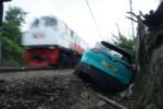 Jadi Tersangka Karena Picu Kecelakaan KRL Bekasi, Sopir Taksi Green SM Ternyata Tak Ditahan