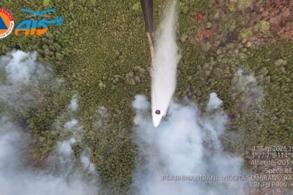 BNPB Kerahkan Puluhan Helikopter Padamkan Karhutla di Enam Provinsi
