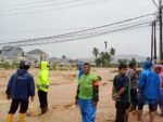 Banjir Padang Paksa Ratusan Warga Mengungsi, Karhutla Merauke Meluas ke 10 Distrik