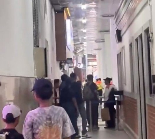 Diduga Mesum, KAI Commuter Amankan Dua Pria yang Masuk Dalam 1 Bilik Toilet Stasiun Manggarai