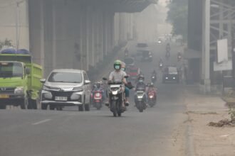 Kabut Asap Karhutla Pangkas Jarak Pandang Palembang Jadi 400 Meter