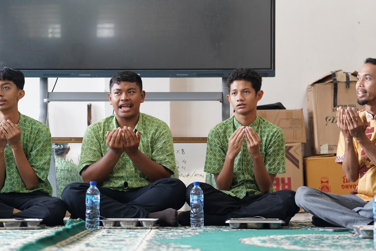 MBG Bikin Siswa SLB-B YPAC Banda Aceh Lebih Semangat Sekolah 2 MBG Bikin Siswa SLB-B YPAC Banda Aceh Lebih Semangat Sekolah