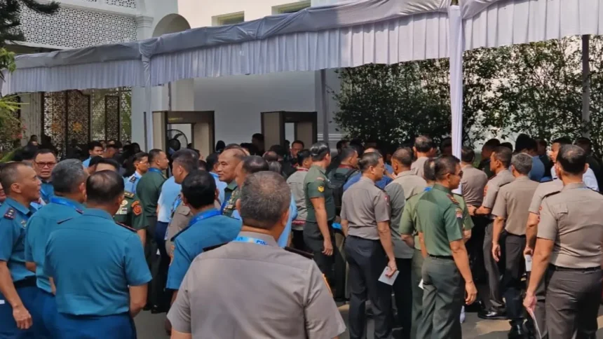 Mendadak 800 Pati TNI-Polri Berkumpul di Istana, Ada Apa?