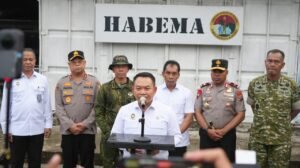 Menko Polkam Ingatkan TNI-Polri, Jaga Keamanan Papua dengan Pendekatan Hati