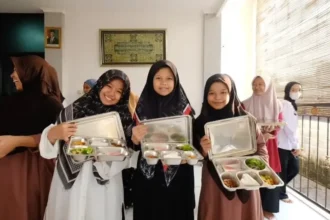 Ratusan Santri Berharap Program MBG Kembali Berjalan di Batang