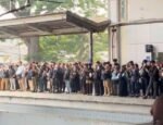 Imbas 10 Perjalanan KRL Dibatalkan, Penumpang Menumpuk di Stasiun Depok Baru