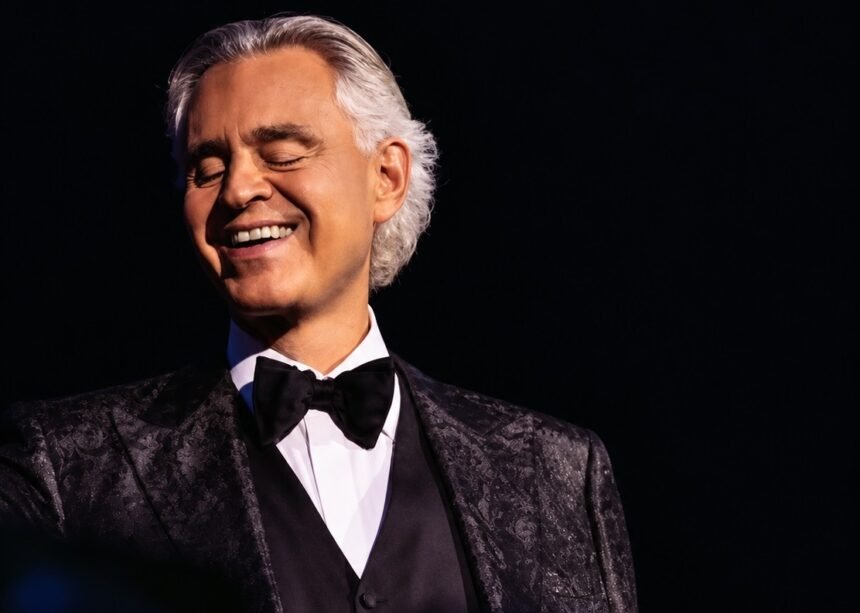 Andrea Bocelli Gelar Konser 30 Tahun Romanza di Borobudur dan Misi Kemanusiaan untuk Palestina