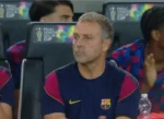 Hansi Flick meminta Barcelona fokus menghadapi Real Betis di La Liga 2026/2027 sebelum melawan PSG di Liga Champions dan Real Madrid dalam El Clasico.
