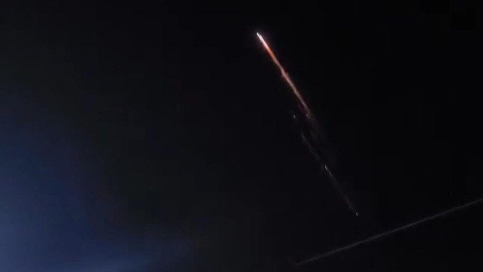 Misteri Dentuman Keras dan Kilatan Langit di Bojonegoro: Meteor, Petir, atau Aktivitas Geologi?