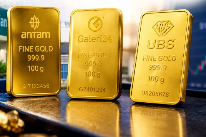 Informasi harga emas batangan UBS dan Galeri24 di Pegadaian pada 16 Oktober 2026, ketika kedua produk mencatat kenaikan Rp8.000 per gram.