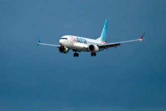Pilot Ditikam di Kokpit, Flydubai FZ1073 Mendarat Darurat di Saudi