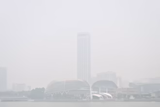 Kabut Asap Karhutla Terjang Negara Tetangga, Singapura Bagikan Masker N95, Timor Leste Lockdown Sekolah