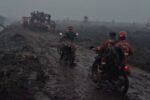 Tangis Syukur Satgas dan Manggala Agni Saat Hujan Deras Guyur OKI Usai Berbulan-bulan Karhutla