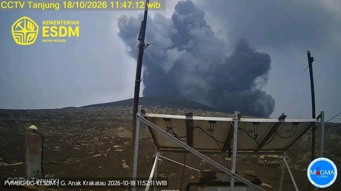 Anak Krakatau Meletus 6 Kali Hari ini, Kolom Abu Hingga 657 Meter, PVMBG Sterilkan Radius 5 km
