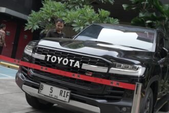 Penampakan Mobil Mewah Milik Orang Kepercayaan Nusron Wahid, Diduga Dipakai Kumpulkan Uang Suap