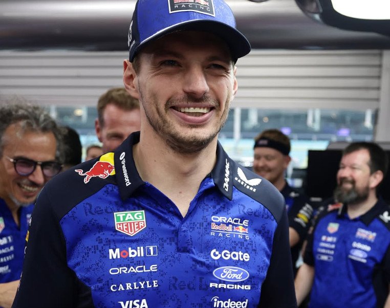 Max Verstappen Raih Pole Position Sprint Race F1 GP Singapura, Namun Terancam Penalti Yellow Flag