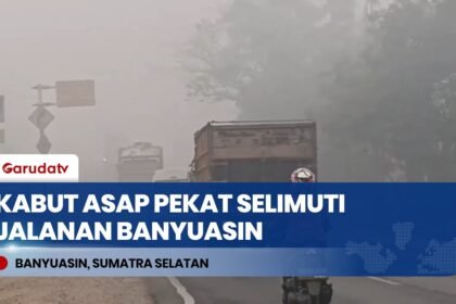Kabut Asap Pekat Selimuti Banyuasin Sumsel: Jarak Pandang Menipis, Pengendara Diimbau Waspada