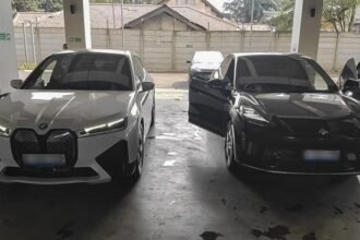 Buntut OTT Korupsi Dana Bencana BNPB, Total 4 Mobil Mewah Termasuk BMW Disita KPK