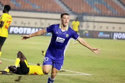 Babak 1 Garudayaksa FC vs Persib: Gol Mariano Peralta Bawa Maung Bandung Unggul 1-0