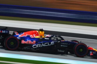 Strategi Red Bull Bikin Max Verstappen Jinakkan Cuaca Panas dan Degradasi Ban GP Bahrain di Sepang
