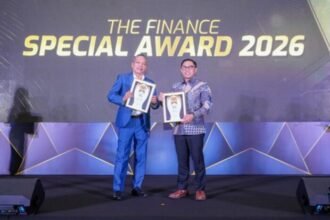 BRI meraih empat penghargaan Top 20 Financial Institutions Award 2026 berkat kinerja keuangan, transaksi digital, dan pembiayaan UMKM.