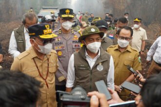 Pemerintah memperkuat pemadaman karhutla melalui pemutusan kepala api, penambahan ekskavator, pembangunan sekitar 30 sumur bor, dan operasi modifikasi cuaca.