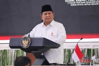 Presiden Prabowo Subianto mengapresiasi kinerja Kabinet Merah Putih selama dua tahun pemerintahan dan mengajak para menteri menjaga kekompakan, persatuan nasional, serta meningkatkan kesejahteraan rakyat.