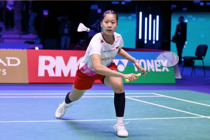 Putri Kusuma Wardani gagal melaju ke perempat final French Open 2026 setelah kalah dari wakil Jepang Hina Akechi.