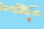 Gempa M4,6 terjadi di laut selatan Kabupaten Malang dengan kedalaman 10 kilometer dan dirasakan hingga sejumlah wilayah Jawa Timur.